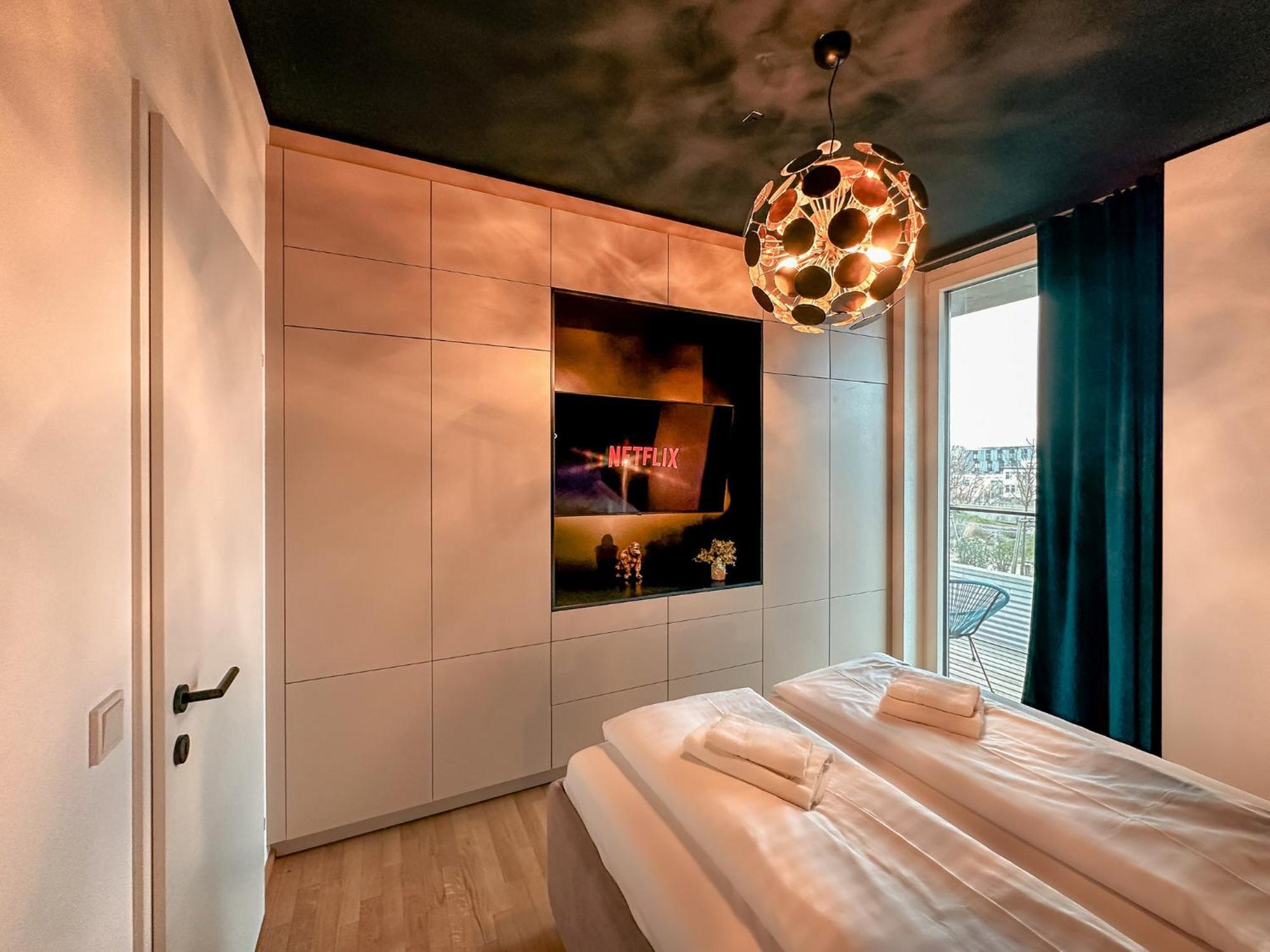 Kaiser Lodge - Rooftop Pool & Underground Car Park By Alpenluxus Appartements Viena Exterior foto